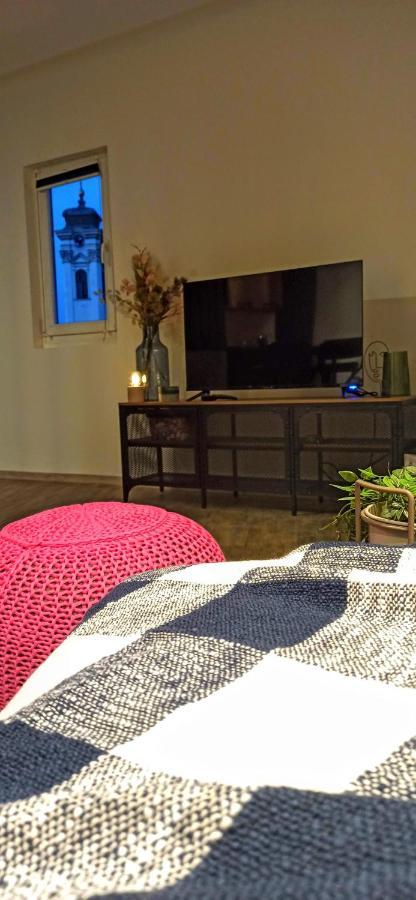 Malac-New Equipped Studio Apartment Within The City Core Novi Sad Luaran gambar