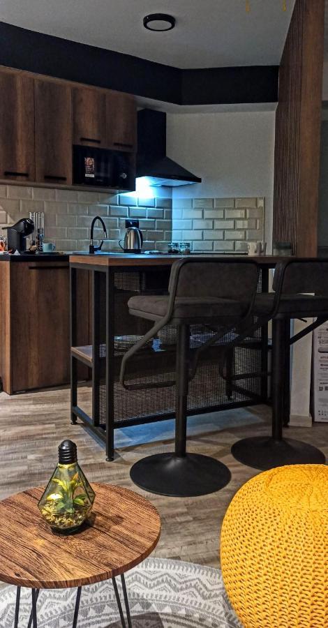 Malac-New Equipped Studio Apartment Within The City Core Novi Sad Luaran gambar